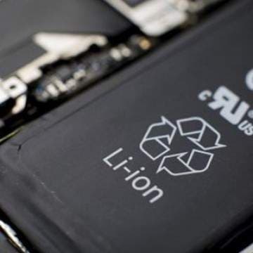 Perbandingan Kelebihan dan Kekurangan Baterai Lithium-ion dan Lithium-polymer