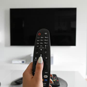 10 Rekomendasi Smart TV Harga 1 Jutaan Terbaik di 2026