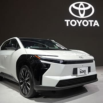 Toyota Resmi Produksi Mobil Listrik bZ4X di Indonesia, Debut Perdana di GIIAS 2025