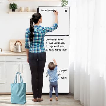 Mantapkan Dominasi, Sharp Rilis Seri Lengkap Kulkas Dua Pintu J-TECH Inverter