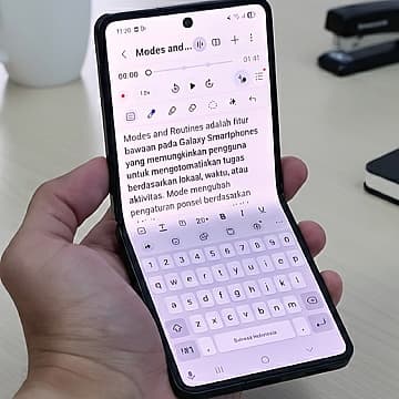 Flex Trick Galaxy Z Flip7: Buka Setengah, Aplikasi Langsung Aktif