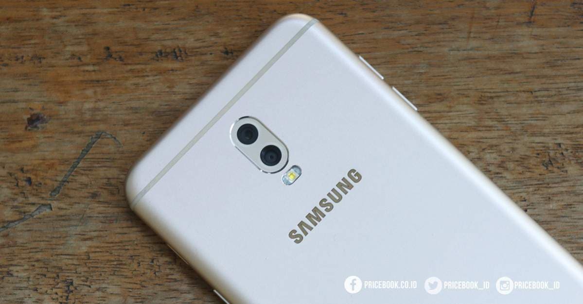 Samsung J7+
