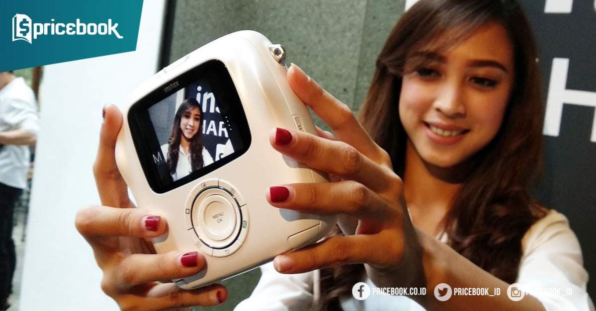 Fujifilm Instax Square SQ10 white