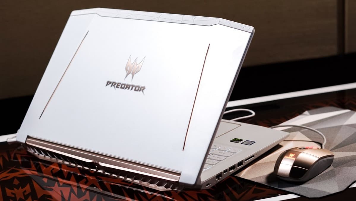 Predator Helios 300 Special Edition