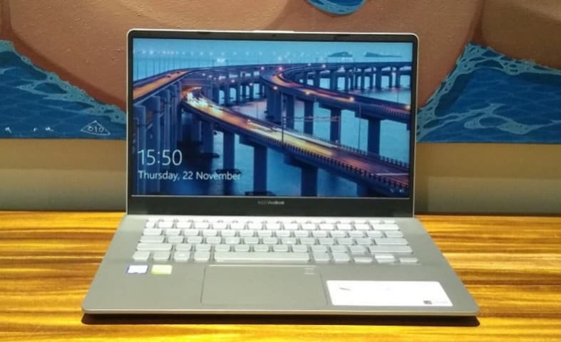 ASUS VivoBook S S430UN