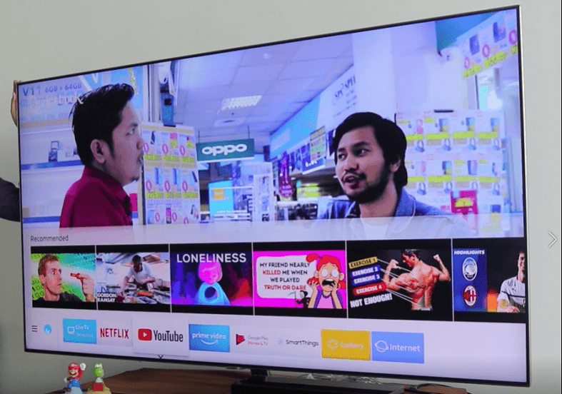 layar samsung QLED TV