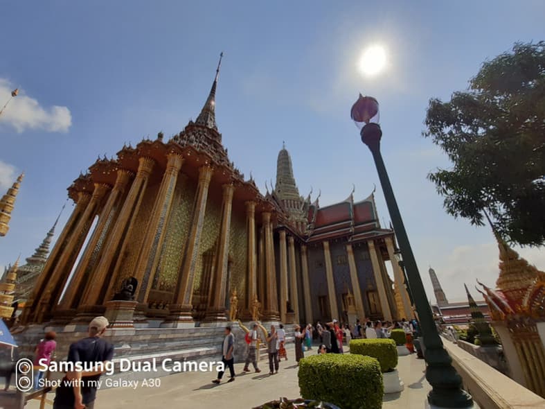 Hasil foto samsung galaxy a30