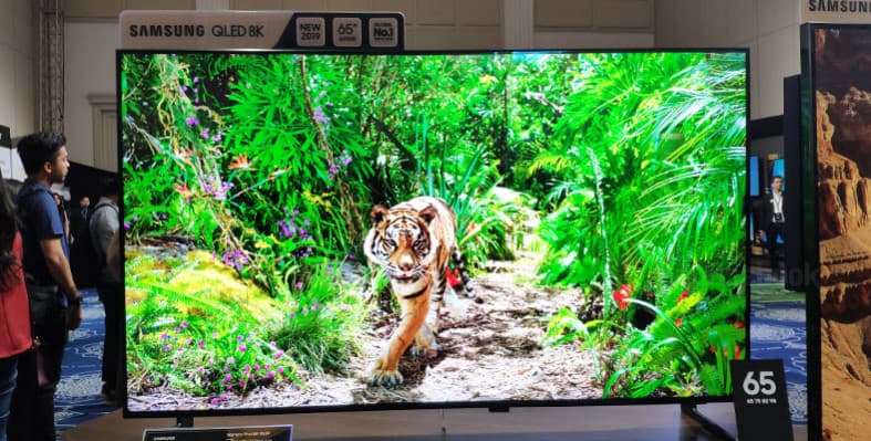 Resolusi Real 8K