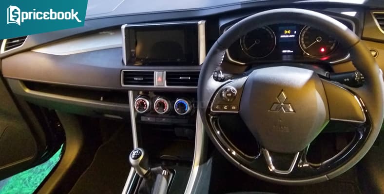 fitur xpander cross
