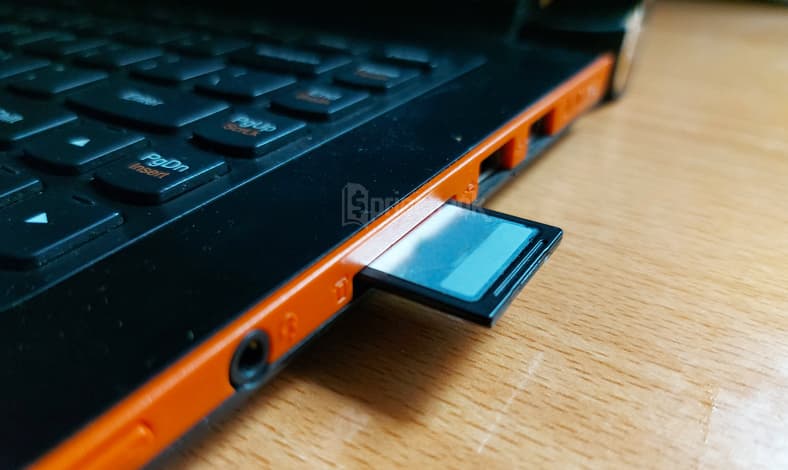 Cara Memindahkan Foto dari Kamera ke Laptop