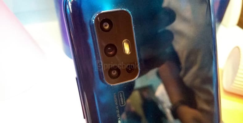 kamera belakang vivo v19