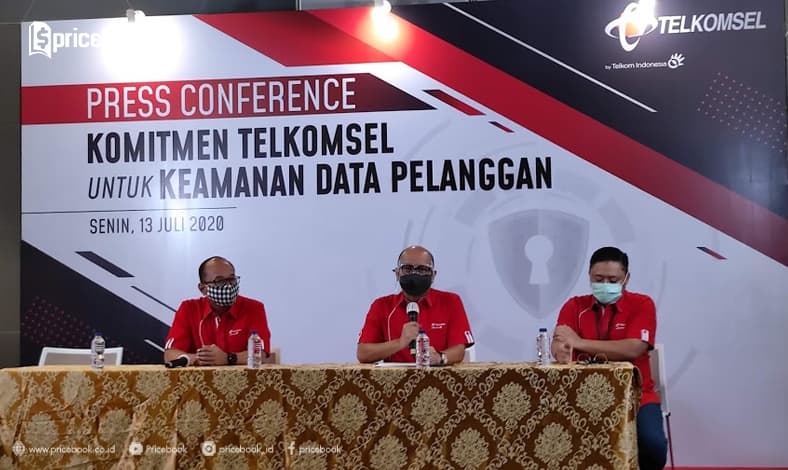 data pelanggan telkomsel