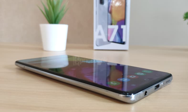 Review Samsung Galaxy A71 Haze Crush Silver