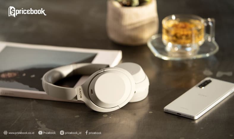 Sony WH-1000XM4