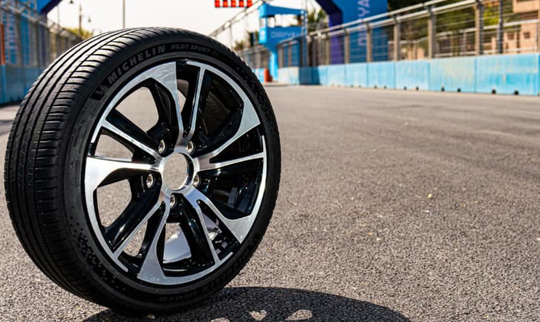 MICHELIN Pilot Sport EV