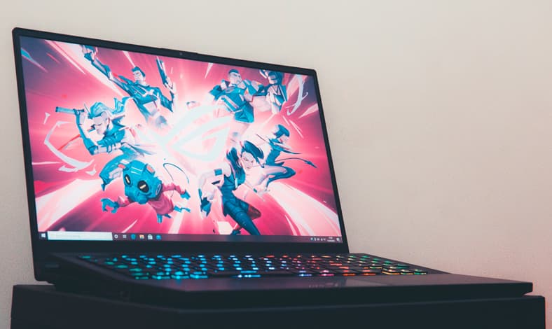ASUS ROG Zephyrus S17