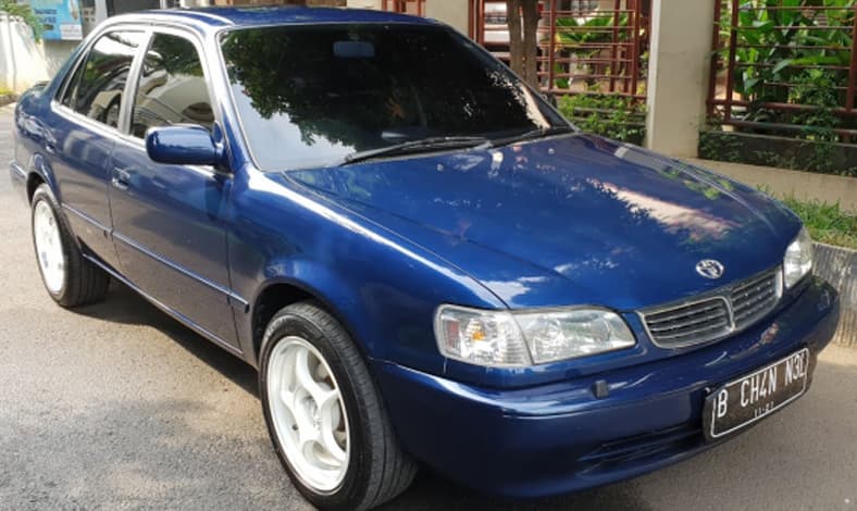 Toyota Corolla 2000