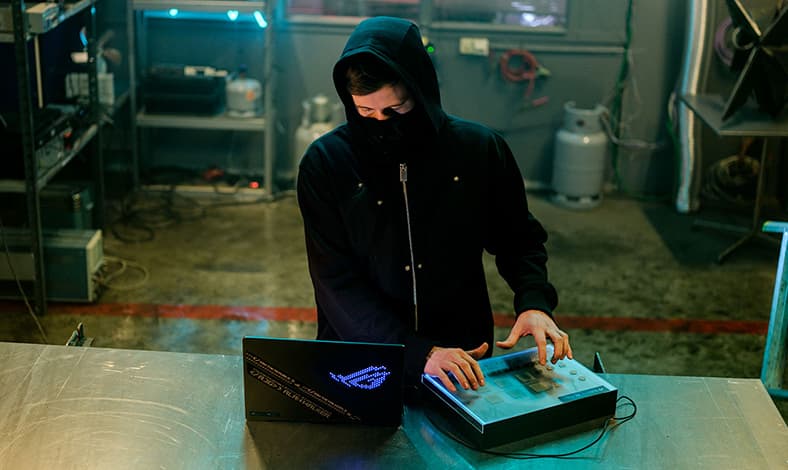 ROG Zephyrus G14 Alan Walker Special Edition