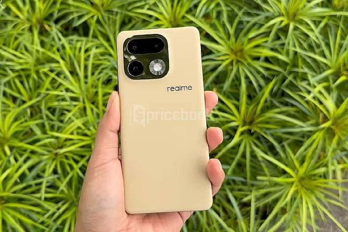 Hp realme Terbaru 2026 Lengkap Harga dan Spesifikasi