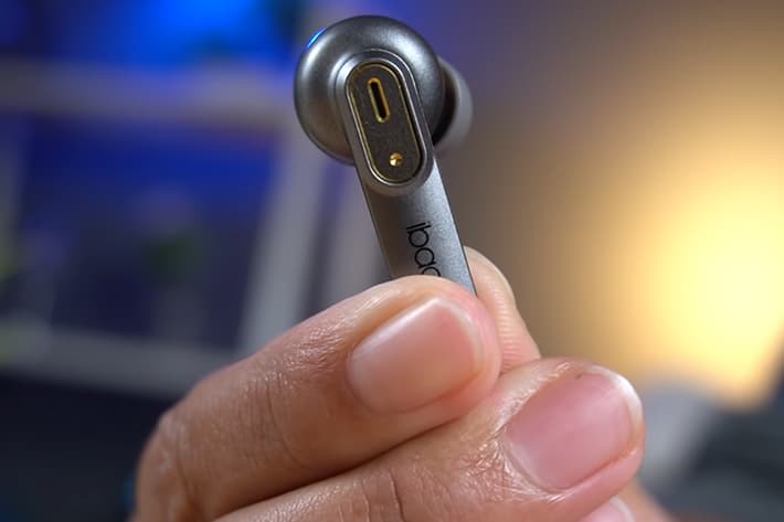 review ibacks ZELLO