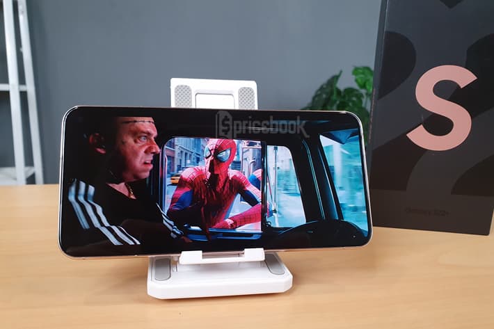 Nonton Netflix Lebih Seru Pakai Galaxy S22+ 5G