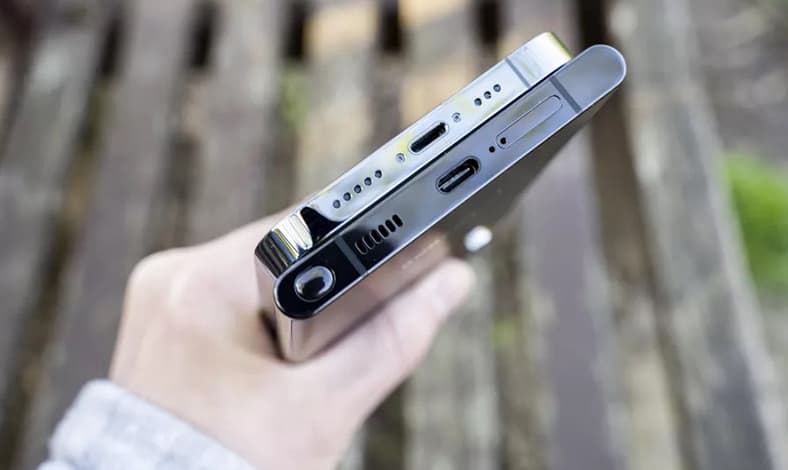 Samsung Galaxy S22 Ultra VS iPhone 13 Pro Max
