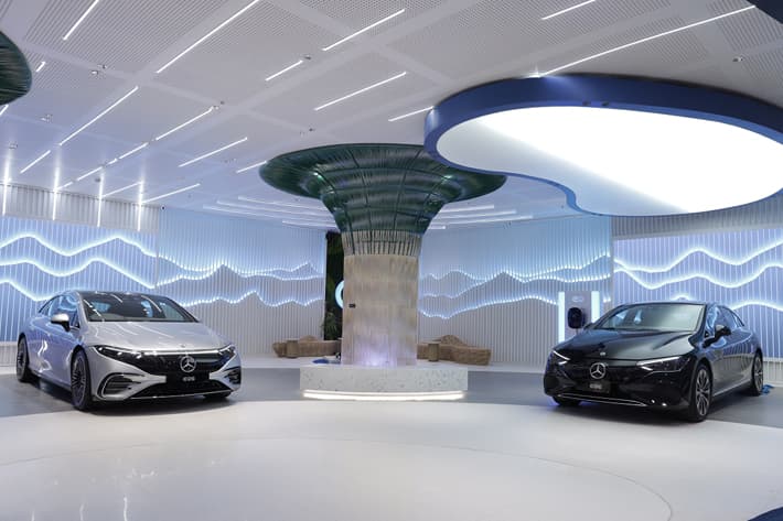 Mobil Listrik Mercedes-EQ Hadir di Indonesia, Ini Fitur dan Harganya