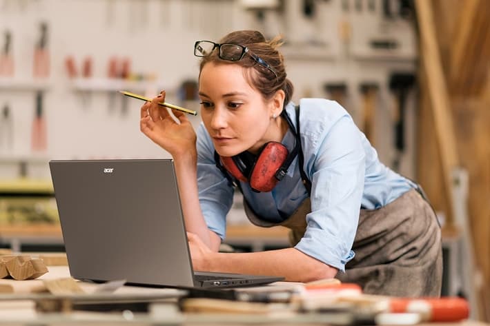 laptop acer terbaru