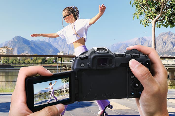 Canon EOS R8