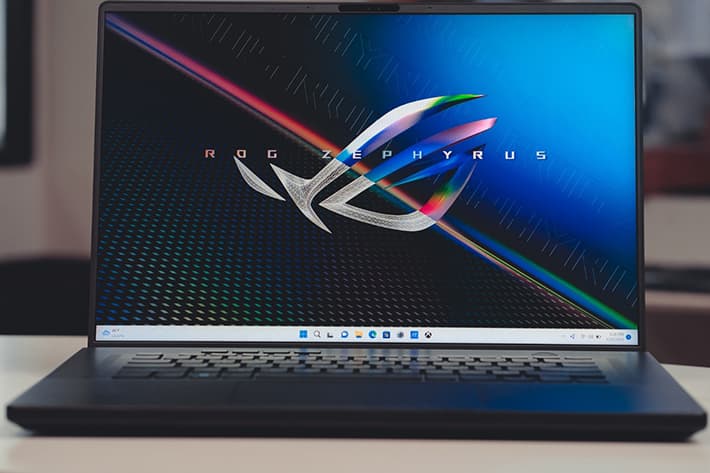 Review ROG Zephyrus M16