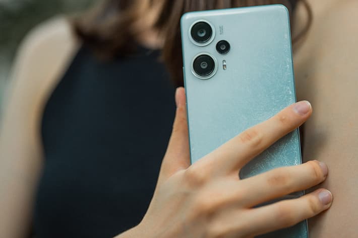 POCO F5