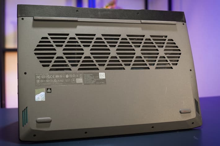Lenovo LOQ 15IRH8