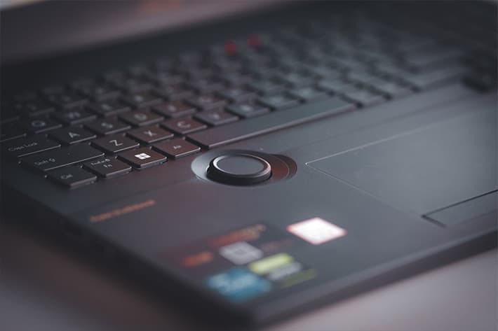 review ASUS ProArt Studiobook 16 OLED (H7600)