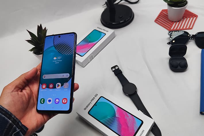 Samsung Galaxy M54 5G