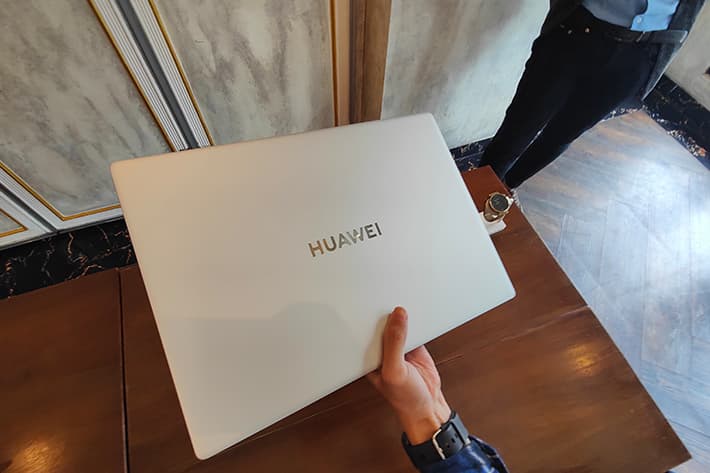 HUAWEI MateBook D16 2024