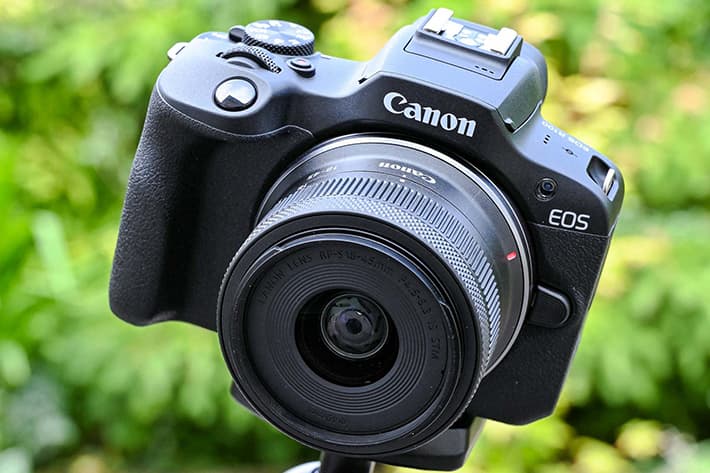 Canon R100