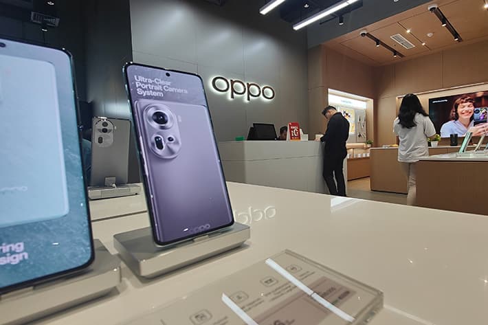 OPPO Experience Store