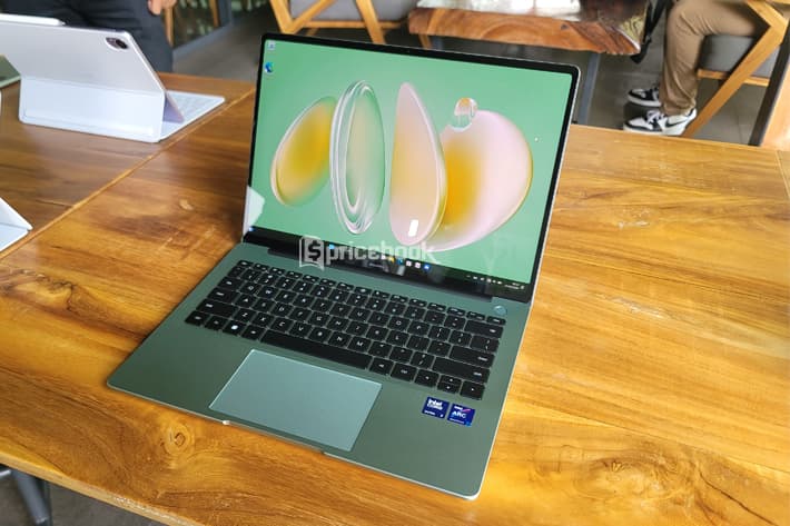 laptop huawei terbaik