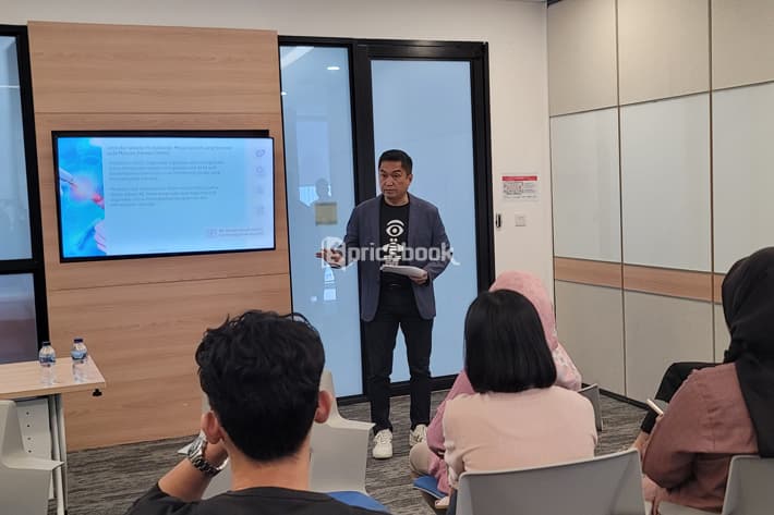 prediksi tren ai di 2025