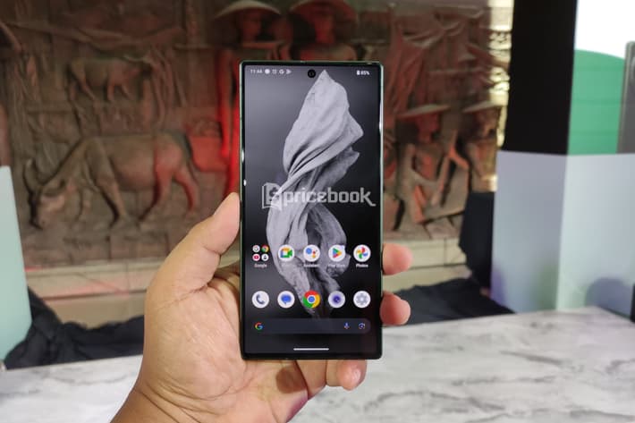 hp sharp terbaru