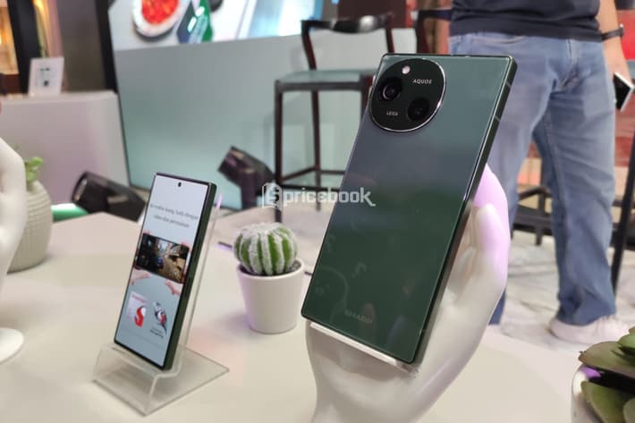 hp sharp terbaru