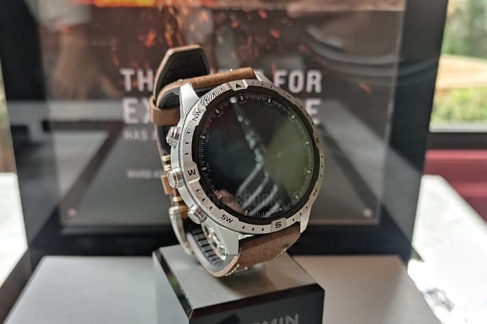 Garmin MARQ Adventurer Damascus Steel Edition