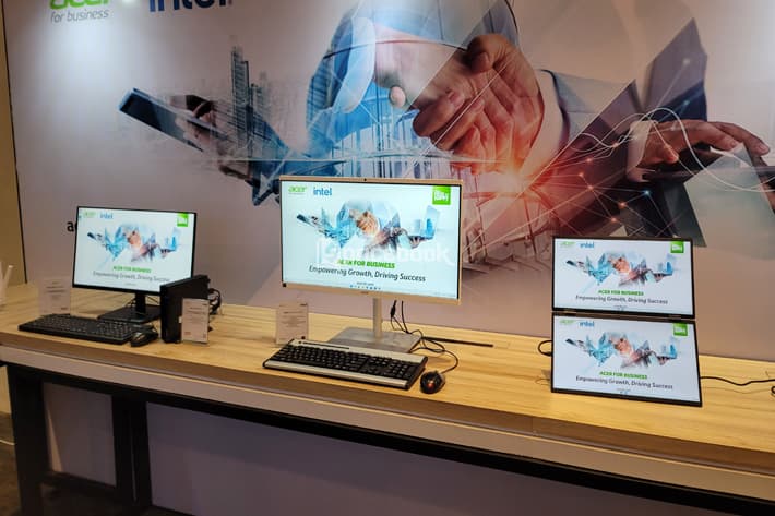 laptop acer terbaru