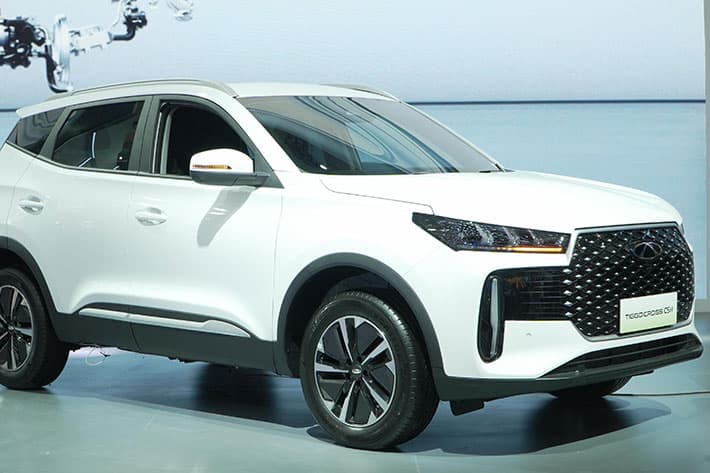 Chery Luncurkan TIGGO Cross CSH Hybrid dan Sport 1.5T di GIIAS 2025