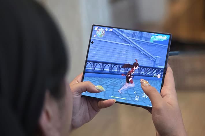 Galaxy Z Fold7 Ternyata Nyaman Buat Mobile Gaming!