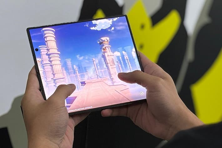 Gaming Lebih Cerdas dengan AI: Manfaatkan Gemini di Galaxy Z Fold7