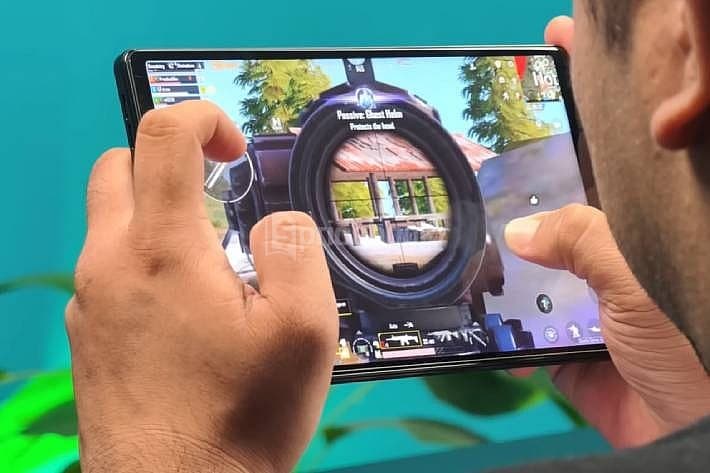 Tablet Gaming 7 Jutaan! Review Lenovo Legion Tab Gen 3 dengan layar 8,8 inci 165Hz & Snapdragon 8 Gen 3.-5