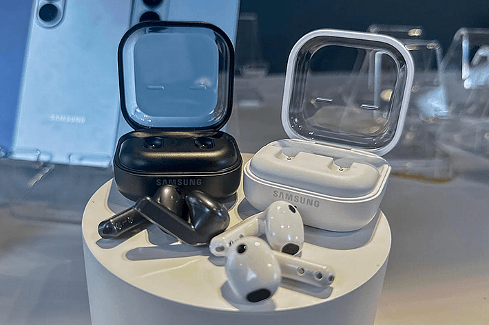 Harga Samsung Galaxy Buds4 Series