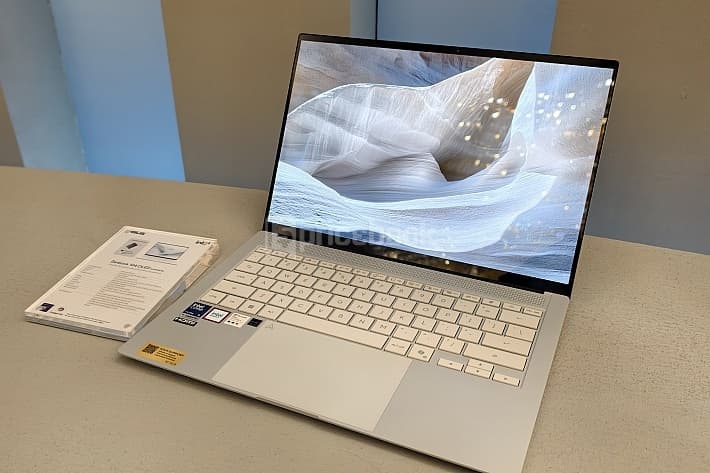 laptop asus terbaru