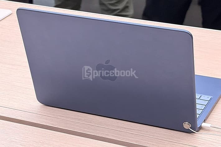Mulai 9 Jutaan, iBox Resmikan MacBook Neo di Indonesia-3